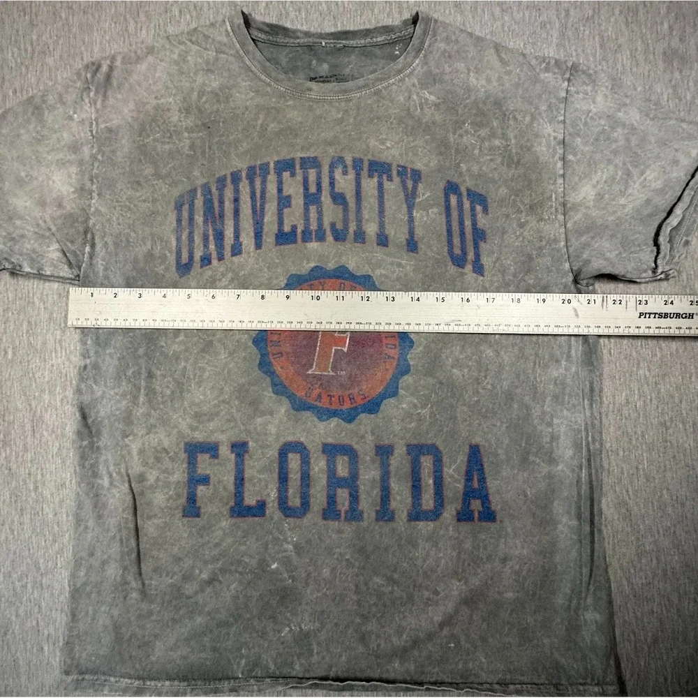University of Florida Gators Acid Wash Graphic Tee – Vintage Style – Size L - Picture 6 of 6